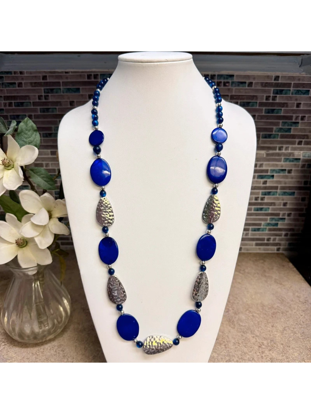 Jules Cobalt Blue & Silver tone Hammered Teardrop Strand Necklace Boho Statement